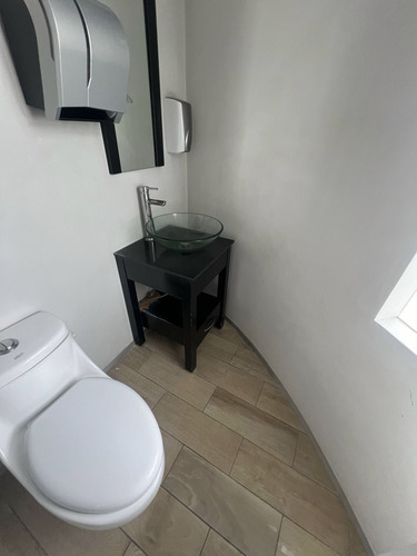 Casa Con Uso De Suelo Comercial En Polanco