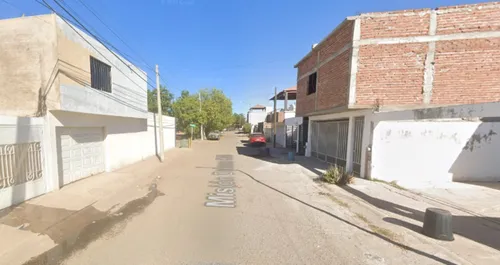 ¡ Casa En Venta ! (remate) - Misión Dolores Oeste Rosales, Culiacán, Sinaloa -jcbb8