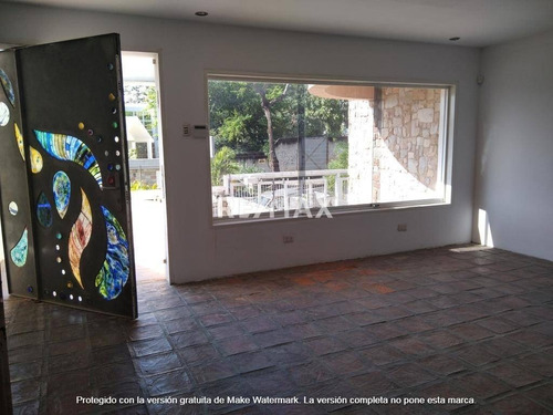 Imagen 12 de 15 de Casa En Venta El Parral Calle Cerrada Con Vigilancia De 3 Niveles. Cód.: 126231. 0414-4841043