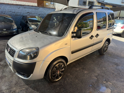 Fiat Doblo 1.8 16v Essence 7l Flex 5p