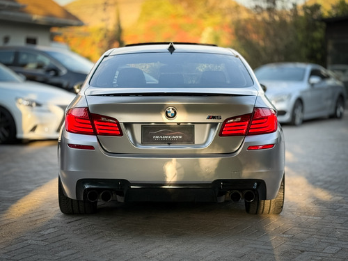 BMW M5 Sedan Ag - B