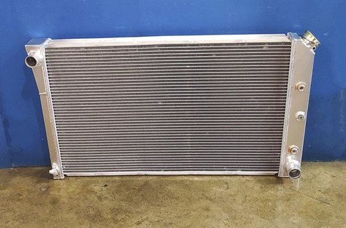 Radiador Chevrolet Malibú C10 C30 Aluminio Completo