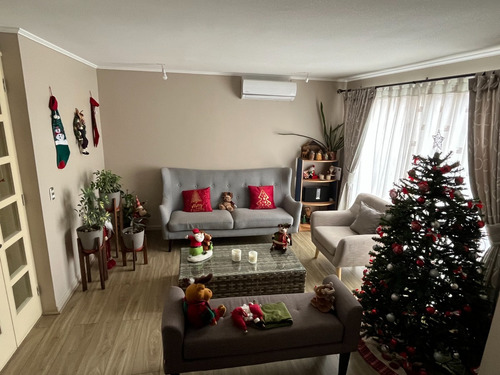 Amplia Casa 3d 3b Con Piscina Y Aire Acondicionado