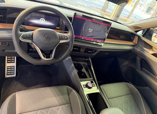 Volkswagen Tiguan 1.4 Tsi R-Line Dsg7