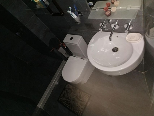 Imagen 3 de 12 de Eloisa Mejia Rentahouse Vende Townhouse En El Bosque Valencia 22-15311