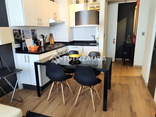 Departamento En Venta De 2 Dorm. En Metro Ecuador