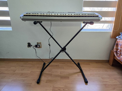 Teclado Musical Yamaha Psr-275 61 Teclas Con Stand Gris