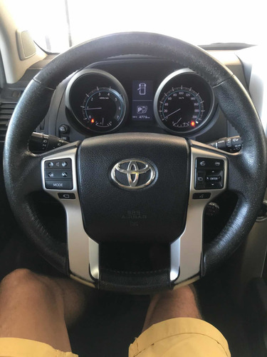 Toyota Land Cruiser 4.0 Prado Vx At 2011