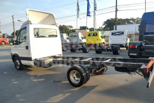 Imagem 6 de 11 de Iveco Daily 55c16 Cs 4x2, Ano 2010/2011