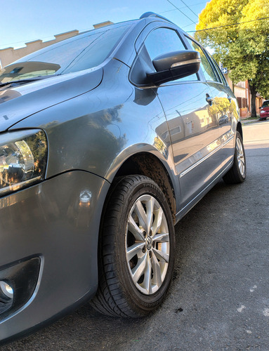 Volkswagen Suran 1.6 Highline 101cv