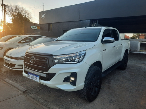 Imagen 5 de 10 de Toyota Hilux 2.8 Cd Srx 177cv 4x2 At 2018