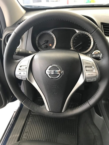 Nissan Frontier 2.3 Le Cd 4x4 Mt