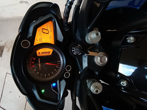 Imagen 4 de 5 de Bajaj Rouser