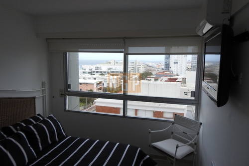 Imagen 19 de 21 de Con Servicios Muy Buen Edificio