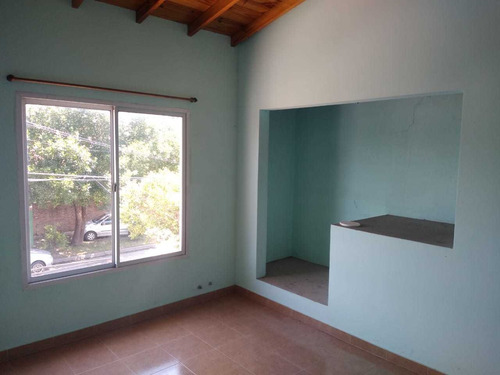 Duplex De 3 Amb Apto Credito Hurlinghan Of 1599