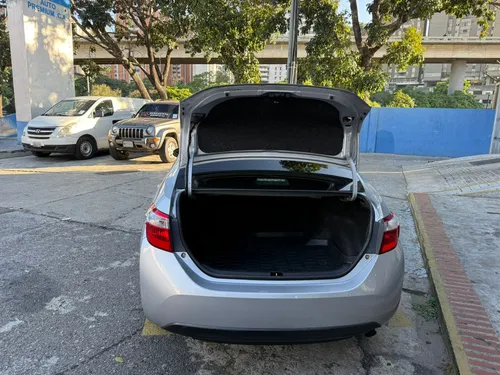 Toyota Corolla 2016 Automático