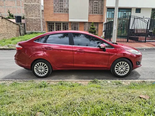 Ford Fiesta 1.6 Titanium Mt