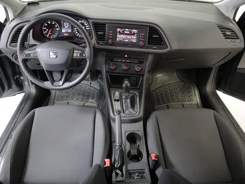 Seat Leon REFERENCE 1.6 AT 5P