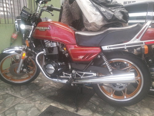 Imagem 1 de 13 de Honda Cb
