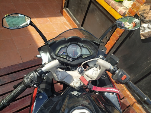 Rouser Rs 200