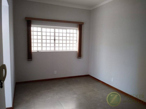 Imagem 9 de 11 de Casa No Bairro Centro - Ca00673