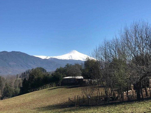 Excelente Terreno En Venta En Pucón / Sector Menetúe