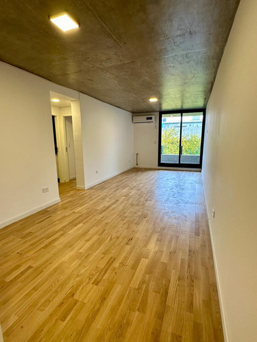 En Venta Espectacular Departamento De 3 Ambientes, Edificio Con Amenities, Quinchos, Solárium Con Pileta E Hidromasaje!! Excelente Calidad Constructiva En Rosario