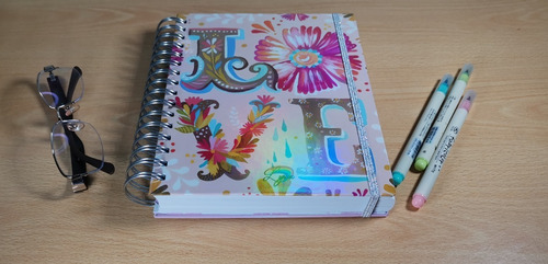Imagen 3 de 7 de Cuaderno Bullet Journal Lettering Y Scrapbook Hojas 140 Grs