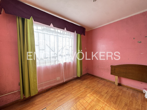 Casa Comercial Con Ingresos Activos