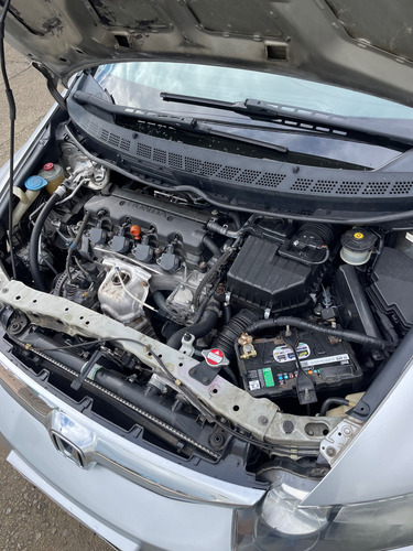 Honda Civic 1.8 Lxs Flex Aut. 4p