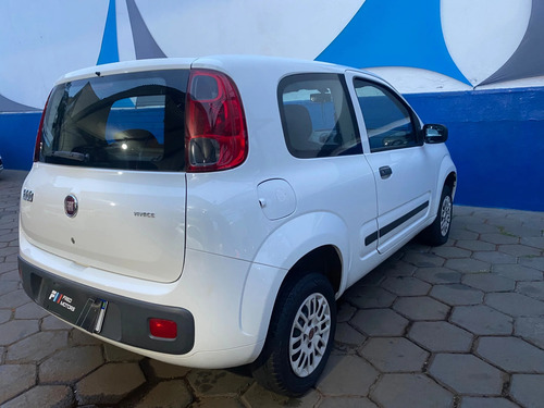 Fiat Uno 1.0 EVO VIVACE 8V FLEX 2P MANUAL