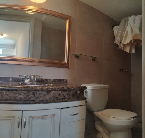 Se Vende O Se Renta Casa Con 7 Recámaras Remodelada En Tecamachalco (v)