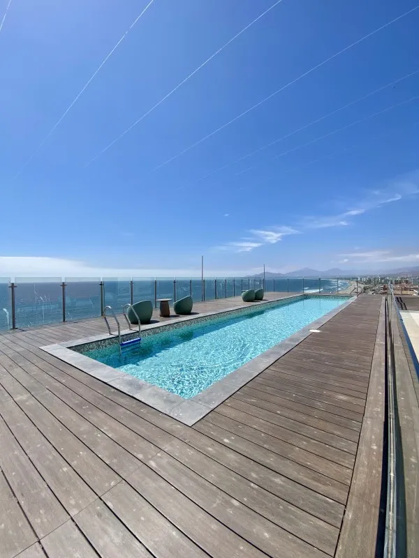 Imagen 5 de 23 de Avenida Del Mar Con Cuatro Esquinas, Vista Al Mar.