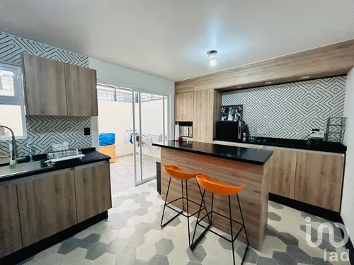 Venta Casa 3 Ambientes Paseos Del Bosque