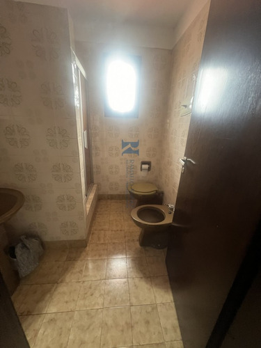 Chalet De 6 Amb. Desarrollado En 3 Niveles - Zona Punta Mogotes