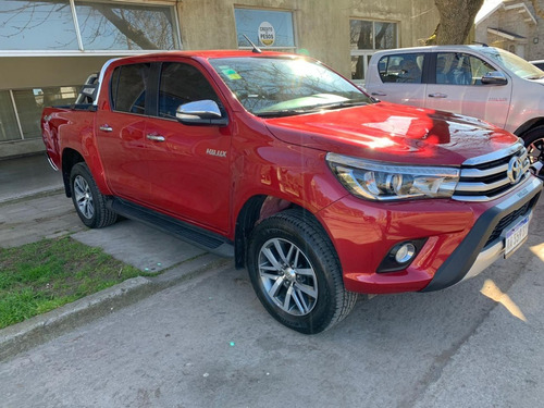 Imagen 1 de 8 de Toyota Hilux D/c Srx 4x4 Automatico 2017