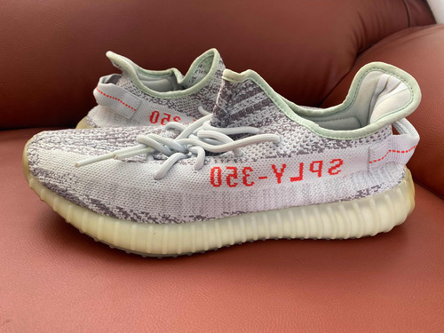 Yeezy Boost 350 V2 Blut Tint