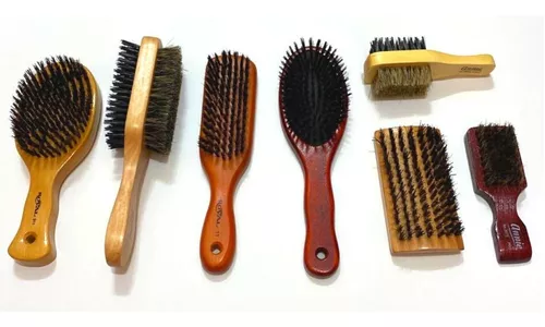 PFIFFERY - 🚨 NUEVO 🚨 cepillo para barbería cerda dura. LOS CEPILLOS PARA  BARBA Por un lado ayudan a mantener el pelo ordenado, suave y limpio; . .  .⁣⁣⁣⁣⁣⁣⁣⁣⁣⁣⁣⁣⁣ .⁣⁣⁣⁣⁣⁣⁣⁣⁣⁣⁣⁣⁣ Diferentes estilos