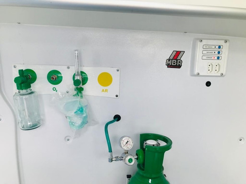 Imagem 11 de 13 de Renault Master Ambulância Simples Remoção L1h1