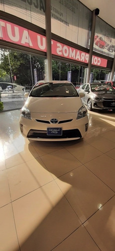 Imagen 3 de 14 de Toyota Prius 2015 1.8 Base Mt