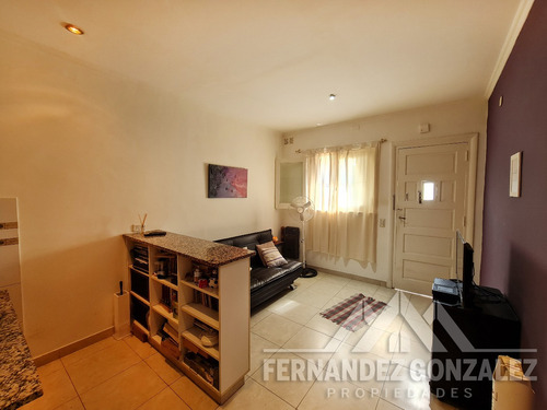 Imagen 4 de 11 de Venta De Ph De 2 Amb. En Turdera. A Mts De Av. H. Yrigoyen