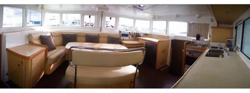 Encantador Catamaran Para Renta Por Día