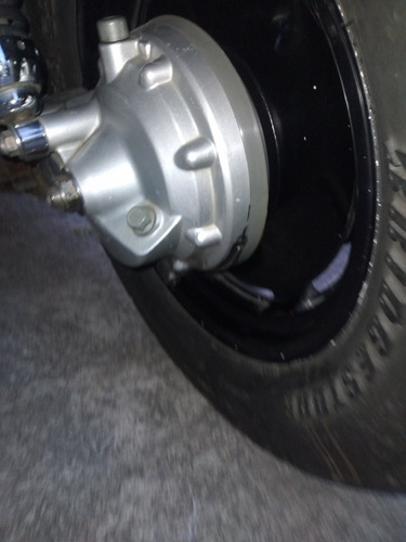 Imagem 7 de 10 de Yamaha Vmax 1200