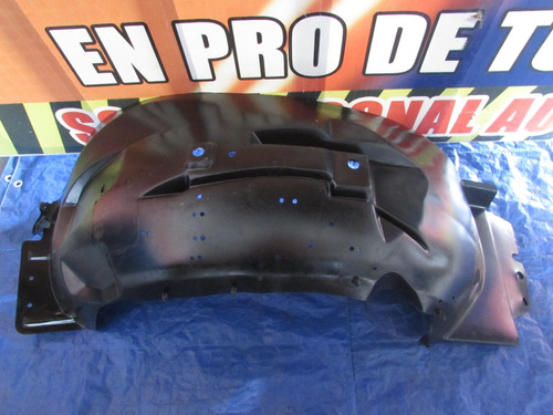 Guarda Polvo Derecho Ford Explorer  1998-2001