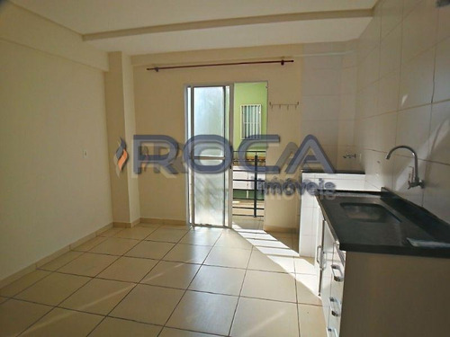 Venda De Apartamentos / Padrão Na Cidade De São Carlos 23669