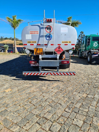 Imagem 6 de 9 de Vm 260 8x2 Bi-truck
