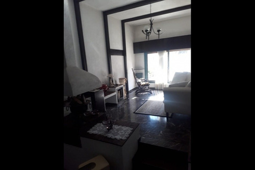 Casa En Venta En Villa Sarmiento