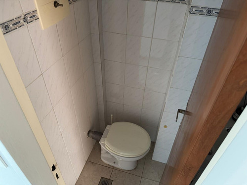 Venta Depto. 4 Amb C/dependencia. Belgrano.84 M2.