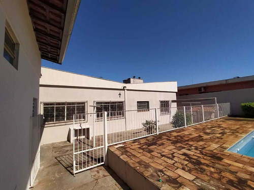 Imagem 20 de 26 de Casa Térrea Para Locação E Venda, Com Três Dormitórios, Piscina E Churrasqueira Na Avenida Santos Dumont, Jd. Boa Vista. - Pr - Ca1299_gprdo