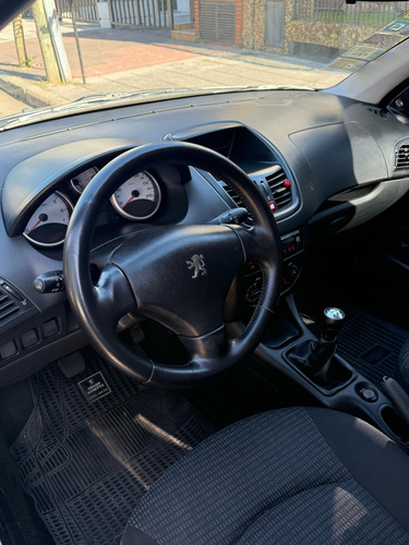 Peugeot 207 1.4 Active 75cv